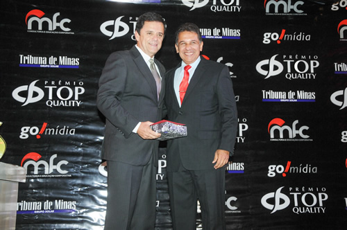 Dr. Ricardo Campello com Mauricio Cavalcanti fazendo parte do Comitê de Honra do 15o Top Quality Dr. Ricardo Campello com Mauricio Cavalcanti fazendo parte do Comitê de Honra do 15o Top Quality
